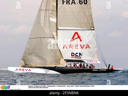 SEGELN - AMERICA'S CUP 2007 - VORBEREITUNG - VALENCIA (ESP) - 20/04/2007 - FOTO : IGNACIO BAIXAULI / DPPI AREVA CHALLENGE (FRA) TRAINING Stockfoto