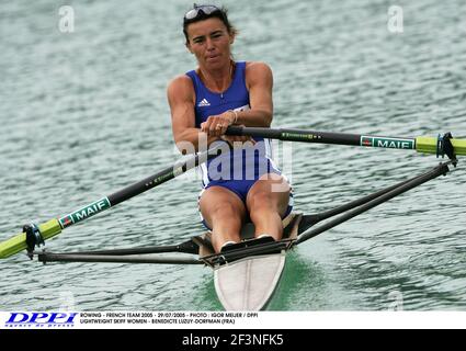 RUDERN - FRANZÖSISCHES TEAM 2005 - 29/07/2005 - FOTO : IGOR MEIJER / DPPI LEICHTGEWICHT SKIFF FRAUEN - BENEDICTE LUZUY-DORFMAN (FRA) Stockfoto