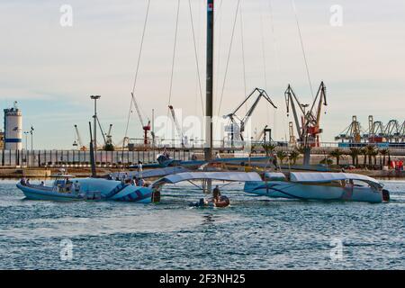 SEGELN - 33 AMERICA'S CUP 2010 - VALENCIA (SPA) - 15/01/2010PHOTO: IGNACIO BAIXAULI / DPPI PRE-RACE - ALINGHI 5 ERSTE SEGEL IN VALENCIA Stockfoto