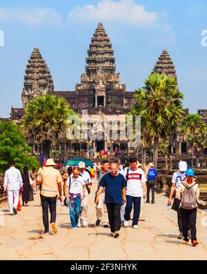 SIEM REAP, Kambodscha - MÄRZ 22, 2018: Angkor Wat Tempel in Siem Reap in Kambodscha. Angkor Wat ist das größte religiöse Monument der Welt. Stockfoto