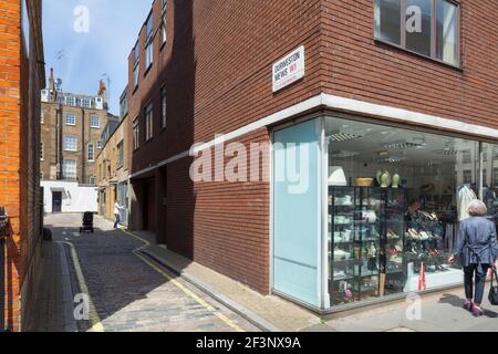 Durweston Mews, 3 Mews Häuser und 2 Wohnungen von sozialen Wohnungsbau. Stockfoto