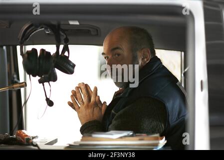Envoyés très spéciaux Jahr : 2009 Frankreich Regie : Frédéric Auburtin Gérard Jugnot Stockfoto