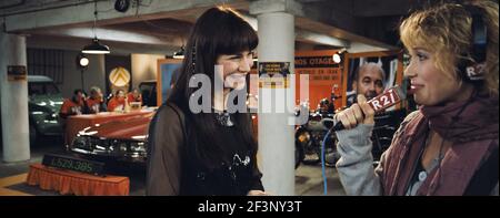 Envoyés très spéciaux Jahr : 2009 Frankreich Regie : Frédéric Auburtin Valérie Kaprisky, Anne Marivin Stockfoto