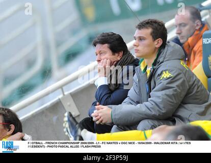 FUSSBALL - FRANZÖSISCHE MEISTERSCHAFT 2008/2009 - L1 - FC NANTES V OGC NICE - 18/04/2009 - WALDEMAR KITA (PRÄSIDENT VON NANTES) - FOTO PASCAL ALLEE / FLASH DRÜCKEN Stockfoto