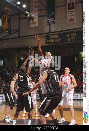 BASKETBALL - SEMAINE DES AS 2007 - NANCY (FRA) - TAG 1 - 08/02/2007 - FOTO : PASCAL ALLEE / HOT SPORTS / DPPI NANCY V ORLEANS - (15) TARIQ KIRKSAY (NANCY) Stockfoto