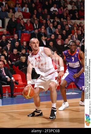 BASKETBALL - EUROLEAGUE 2006/2007 - LE MANS (FRA) - 25/01/2007 - FOTO : PASCAL ALLEE / HOT SPORTS / DPPI LE MANS V KÖLN - (13) MARCIN GORTAT (KÖLN) Stockfoto