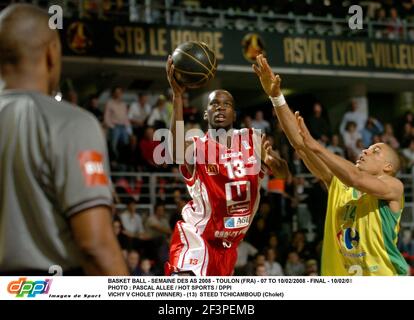 BASKETBALL - SEMAINE DES AS 2008 - TOULON (FRA) - 07 BIS 10/02/2008 - FINALE - 10/02/08 FOTO : PASCAL ALLEE / HOT SPORTS / DPPI VICHY V CHOLET (SIEGER) - (13) ROED TCHICAMBOUD (CHOLET) Stockfoto