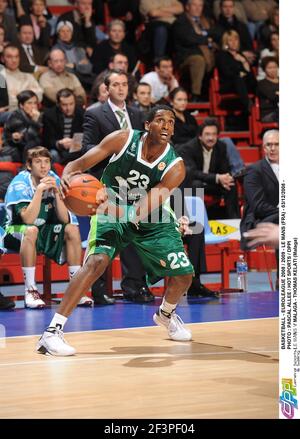 BASKETBALL - EUROLEAGUE 2008 / 2009 - LE MANS (FRA) - 03/12/2008 - FOTO : PASCAL ALLEE / HOT SPORTS / DPPILE MANS V MALAGA - THOMAS KELATI (MALAGA) Stockfoto