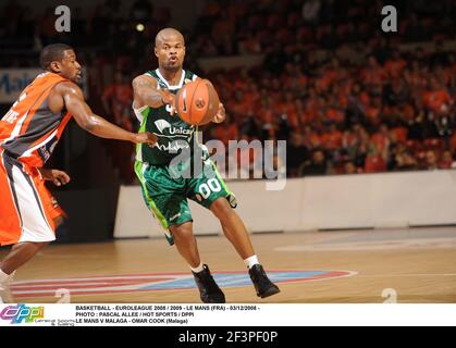 BASKETBALL - EUROLEAGUE 2008 / 2009 - LE MANS (FRA) - 03/12/2008 - FOTO : PASCAL ALLEE / HOT SPORTS / DPPILE MANS V MALAGA - OMAR COOK (MALAGA) Stockfoto