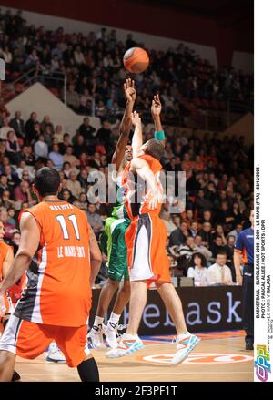 BASKETBALL - EUROLEAGUE 2008 / 2009 - LE MANS (FRA) - 03/12/2008 - FOTO : PASCAL ALLEE / HOT SPORTS / DPPILE MANS V MALAGA Stockfoto