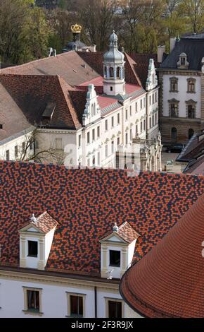 Schloss Thurn und Taxis, St. Emmeram, Blick vom Kirchturm St. Emmeram auf den Schlo?hof, Regensburg, F¸rstliches Schloss Stockfoto