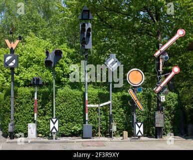 Signale, Rangiersignale, Bochum-Dahlhausen, Eisenbahnmuseum Stockfoto
