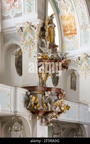 Kanzel, Blick von Nordosten, Wolfegg, Pfarrkirche, ehemalige Kollegiat-Stiftskirche Stockfoto