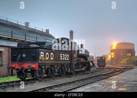 Eisenbahn Dampflokomotive STANGE 5322 A 43XX Klasse Motor im Didcot Railway Centre, Oxfordshire, England Stockfoto