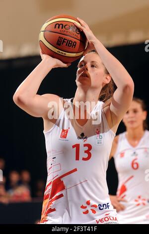 BASKETBALL - OPEN FEMININ 2012 - LYON / ARRAS - PARIS (FRA) - 22/09/2012 - FOTO PASCAL ALLEE / HOT SPORT / DPPI - 13 SARAH CHEVAUGEON (LYON) Stockfoto