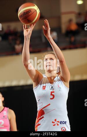 BASKETBALL - OPEN FEMININ 2012 - LYON / ARRAS - PARIS (FRA) - 22/09/2012 - FOTO PASCAL ALLEE / HOT SPORT / DPPI - 5 ROMY BAER (LYON) Stockfoto