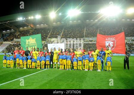 Lille und Nantes Teams vor der französischen Meisterschaft 2013/2014 Ligue 1 Fußballspiel zwischen FC Nantes und Lille OSC am 25. Oktober 2013 in Nantes, Frankreich. Foto Pascal Allee / DPPI Stockfoto