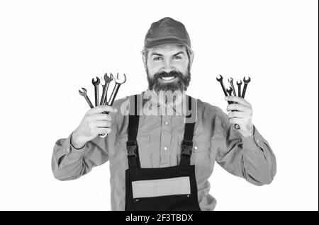 Werkzeuge für die Reparatur. Schwergewicht Arbeit ist auf größeren Maschinen oder schwere Ausrüstung. Professionelle Tools. Ersatzteile. Man hält Schlüsselwerkzeuge. Schraubenschlüssel Stockfoto