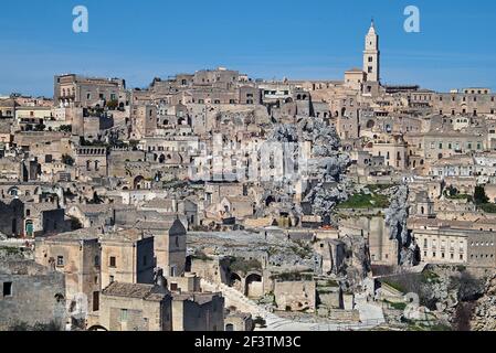 Matera, eine Stadt zu besuchen, zu bewundern, zu entdecken. Eine Reise in die Vergangenheit, transportiert in die Gassen und Tuffbauten eines UNESCO-Erbes. Stockfoto