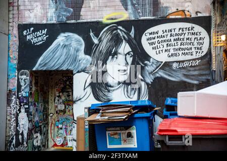 ACDC Lane Melbourne City Centre mit Street Art und Gemälden zu Ehren der Rockband ACDC, Melbourne, Victoria, Australien Stockfoto