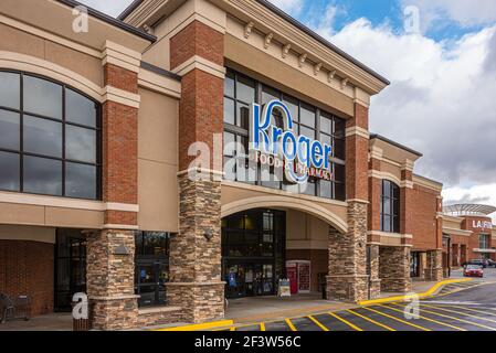 Kroger Lebensmittel & Apotheke Supermarkt in Duluth (Metro Atlanta), Georgia. (USA) Stockfoto