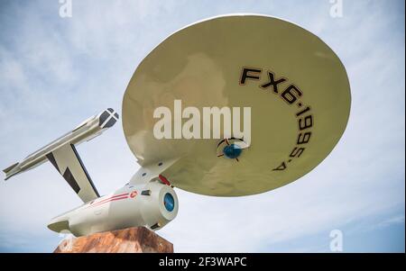 Ansicht der Star Trek Raumschiff Statue, Vulcan, Alberta, Kanada Stockfoto