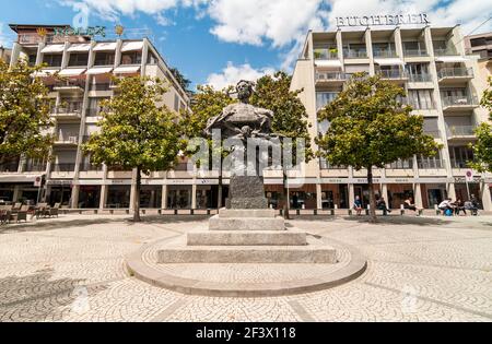 Lugano, Schweiz - 29. Mai 2014: Denkmal von Carlo Battaglini im Zentrum von Lugano. Stockfoto