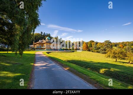 Die Auffahrt zum Sezincote House, Gloucestershire, England Stockfoto