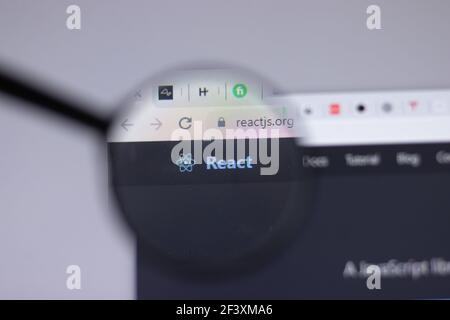 New York, USA - 18. März 2021: React Logo Icon auf der Webseite, illustrative Editorial Stockfoto