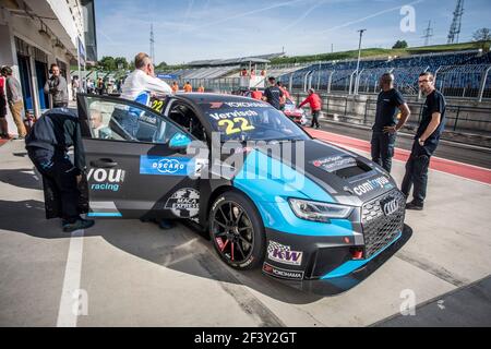 22 VERVISCH Frederic (Bel), AUDI Sport Team COMTOYOU, Audi RS3 LMS, Nachweise Abnahme während des FIA WTCR World Touring Car Cup 2018, Race of hungaroring, Budapest vom 27. Bis 29. april - Foto Gregory Lenormand / DPPI Stockfoto