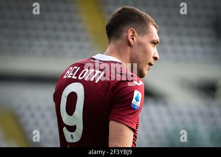 Turin, Italien. März 2021, 17th. Andrea Belotti vom FC Turin während des Fußballspiels Serie A zwischen dem FC Turin und US Sassuolo in Turin, Italien, am 17. März 2021. Sportstadien in ganz Italien unterliegen aufgrund der Coronavirus-Pandemie strengen Beschränkungen, da staatliche Gesetze zur sozialen Distanzierung Fans in Veranstaltungsorten verbieten, was dazu führt, dass Spiele hinter verschlossenen Türen gespielt werden. Torino FC gewann 3-2 gegen US Sassuolo (Foto: Alberto Gandolfo/Pacific Press/Sipa USA) Quelle: SIPA USA/Alamy Live News Stockfoto