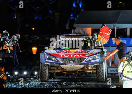 303 SAINZ CARLOS (ESP) Legende, CRUZ LUCAS (ESP), PEUGEOT 3008 DKR, Auto, Auto, Aktion während der Dakar 2018, Ziel, Podium Cordoba, Argentinien, januar 20 - Foto DPPI Stockfoto