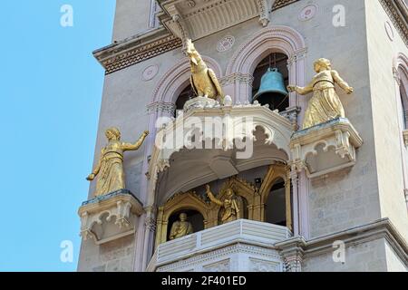 Bewegende Figuren auf dem Glockenturm des Duomo di Messina, Kathedrale von Messina, Sizilien, Italien Stockfoto