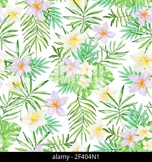 Aquarell Sommer nahtlose Muster mit tropischen Blumen und grünen Palmblättern auf weißem Hintergrund. Muster mit tropischen Blüten und grünen Palmenblättern Stockfoto