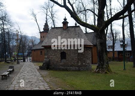 Polen, Zakopane - 13. November 2020: Kirche unserer Lieben Frau von Tschenstochau in Zakopane Stockfoto