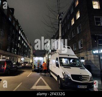 King Edward Krankenhaus in London, wo Prinz Philip im Moment ist. Es gab einen Van draußen, der Benzin füllte, einige der tv-Vans, weil sie kein Benzin haben, da sie ihre Motoren die ganze Zeit anmachen und sie können nicht zu einer Tankstelle gehen, nur für den Fall, dass sie something.itV abc vermissen und andere Vans sind dort 23/2/2021 Blitzbilder Stockfoto