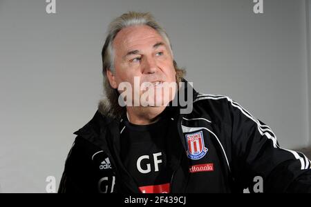 GERRY FRANCIS 1ST TEAMCOACH MIT STOKE FC. 6/5/2011. BILD DAVID ASHDOWN Stockfoto