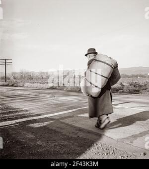 Napa Valley, Kalifornien. Mehr als fünfundzwanzig Jahre ein gestanzter-steif. Spaziergänge von den Bergwerken über die Holzlager bis zu den Farmen. Der Typ, der vor dem Krieg das Rückgrat der Industriearbeiter der Welt (IWW) in Kalifornien bildete. Thema von Carleton Parker's 'Studien zum IWW'. Dezember 1938. Foto von Dorothea lange. Stockfoto