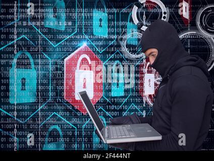 Zusammensetzung der binären Codierung und Online-Sicherheit Vorhängeschlösser über Hacker In der Haube mit Laptop Stockfoto