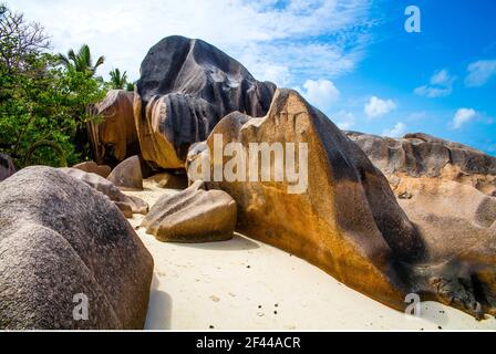 Geographie / Reisen, Seychellen, La Digue, Anse Source d'Argent, Granitfelsen, Additional-Rights-Clearance-Info-Not-Available Stockfoto