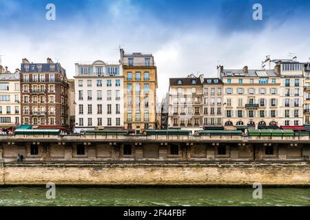 Quai Saint-Michel an der seine in Paris, Frankreich Stockfoto