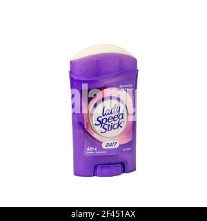 Krasnodar, Russland - 9. März 2021: Frauen Antitranspirant Deodorant Lady Speed Stick Frische Non-stop ohne Schutzhülle isoliert auf White Bac Stockfoto