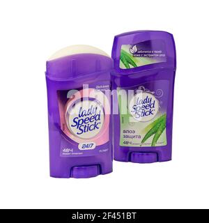 Krasnodar, Russland - 9. März 2021: Frauen Antitranspirant Deodorant Lady Speed Stick mit Aloe-Extrakt und Frische non-stop ohne Schutzhülle Stockfoto
