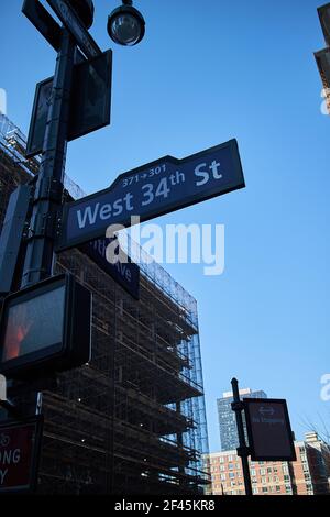 west Straßenschild in New york City Stockfoto