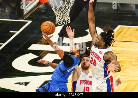 Orlando, Florida, USA, 21. Februar 2021, Orlando Magic Spieler Michael Carter Williams macht einen Schuss während des Spiels im Amway Center (Bildnachweis: Marty Jean-Louis) Stockfoto