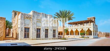 Al Shindagha Viertel ist das älteste in Dubai, es enthält restaurierte traditionelle Häuser, Museen, touristische Restaurants und Geschäfte, VAE Stockfoto