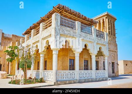 Das malerische traditionelle arabische Adobe-Haus befindet sich im Viertel Al Shindagha, Dubai, VAE Stockfoto