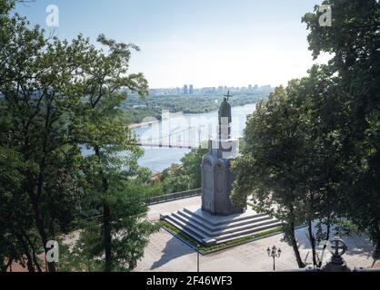 Wolodymyr das große Denkmal und Dnjepr Fluss Luftaufnahme - Kiew, Ukraine Stockfoto