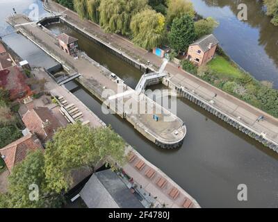 Newark on Trent Lock on River trent Luftaufnahme hoch POV Stockfoto