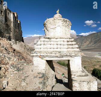 Stupa in Karsha gompa - buddhistisches Kloster im Zanskar-Tal - Ladakh - Jammu und Kaschmir - Indien Stockfoto